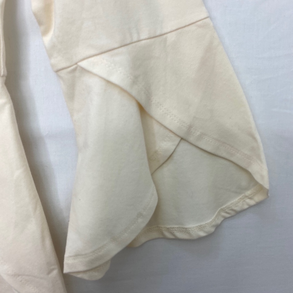 Isaac Mizrahi Knit Peplum Top w/Tulip Hem Cream S - Picture 2 of 8